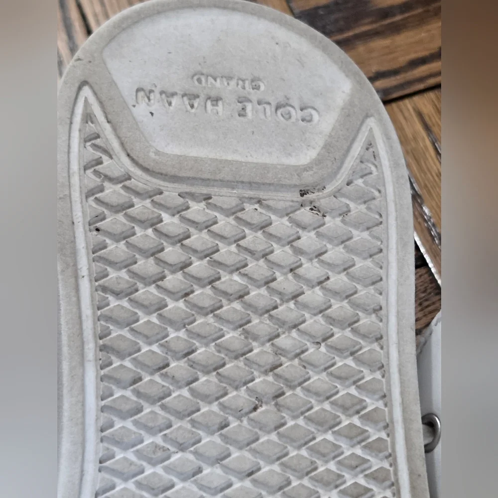 Cole Haan Women's White & Black Leather Leopard-Accent Sneaker Grand Crosscourt - Picture 15 of 16